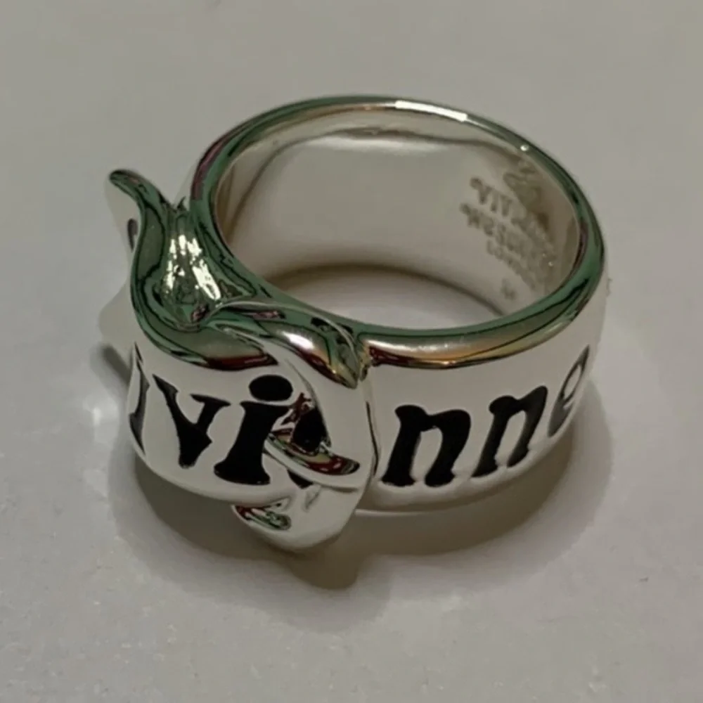 silver signature band Ring - Picture 6 of 8